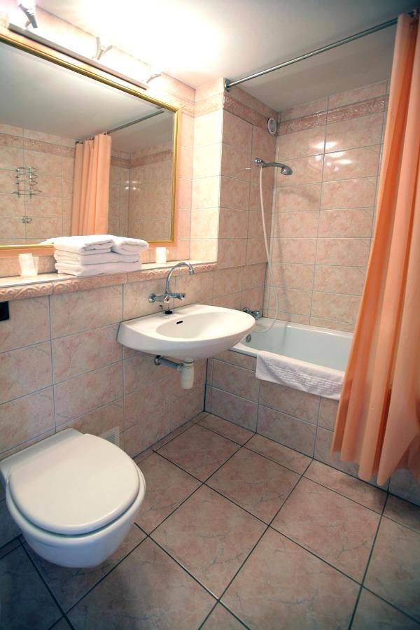 Hotel Restaurant Au Relais D'Alsace Rouffach Zewnętrze zdjęcie